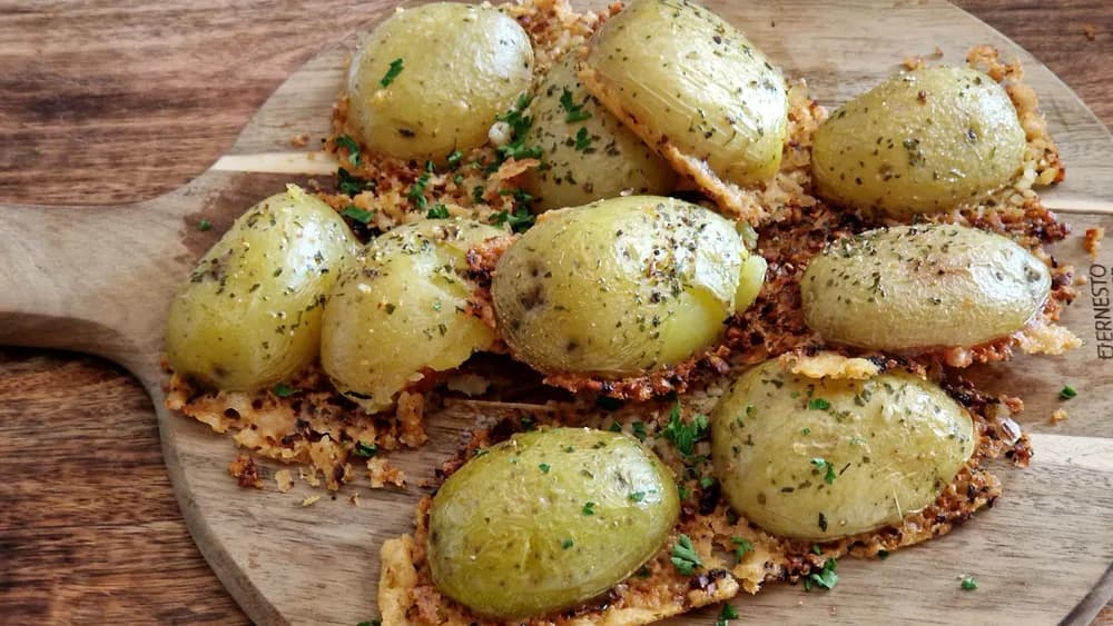 Image Crispy Parmesan Potatoes