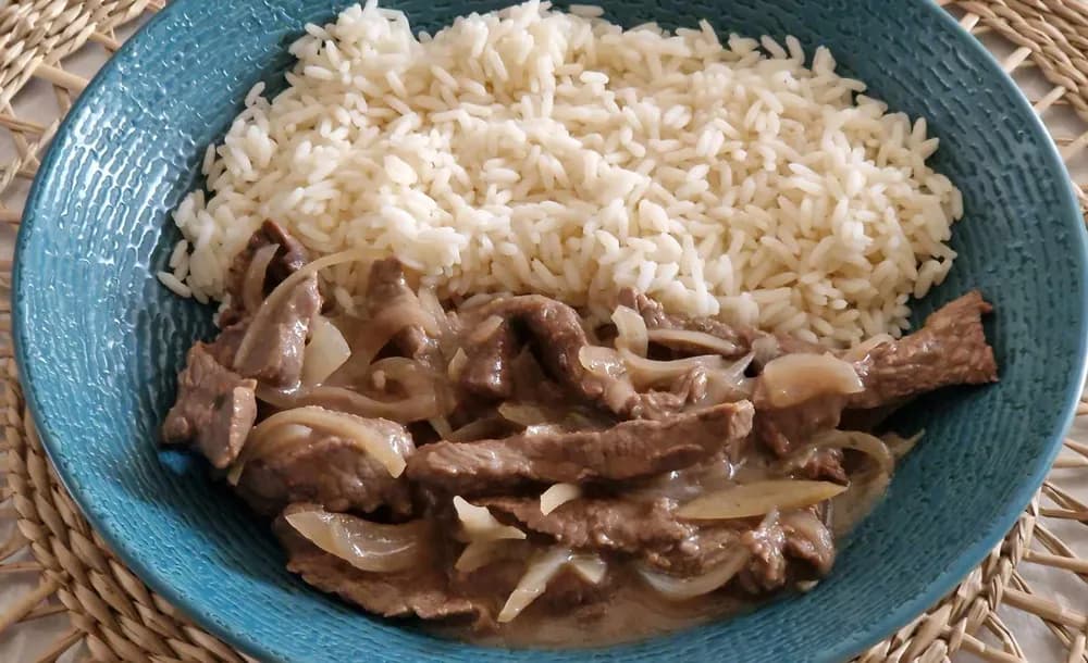 Image Emincé de Bœuf aux Oignons