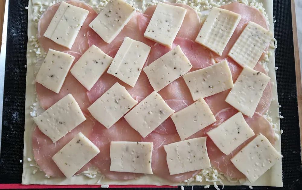 Image Feuilleté Géant Bacon Raclette 7.2