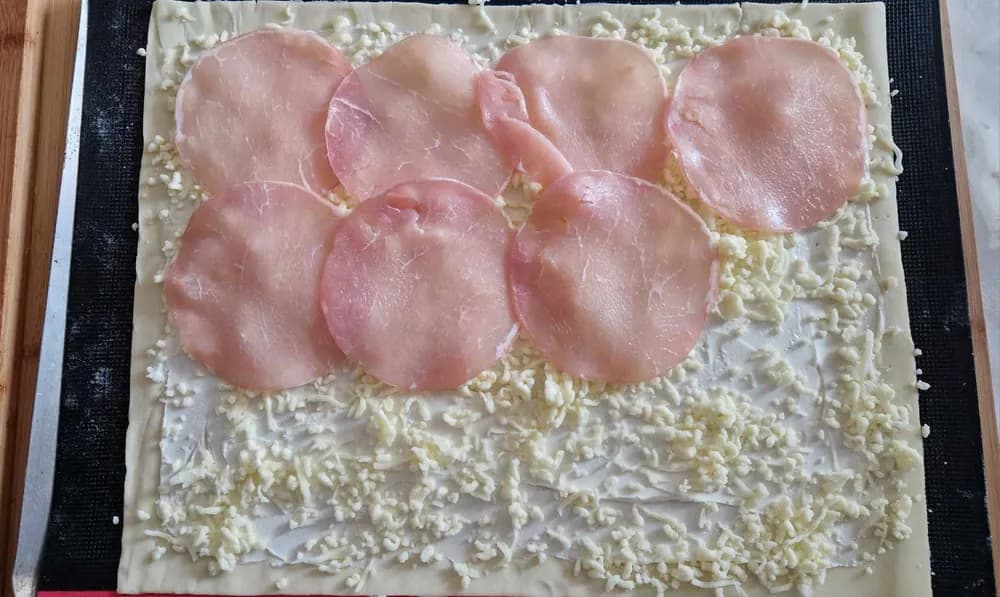 Image Feuilleté Géant Bacon Raclette 7.1