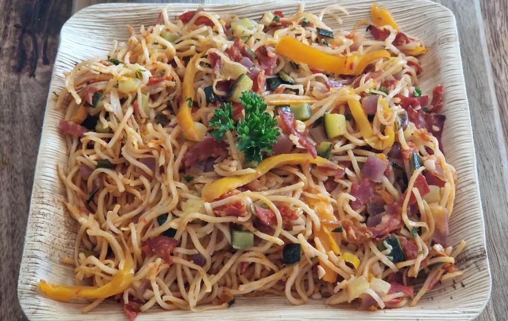 Image Nouilles Chinoises aux Petits Légumes