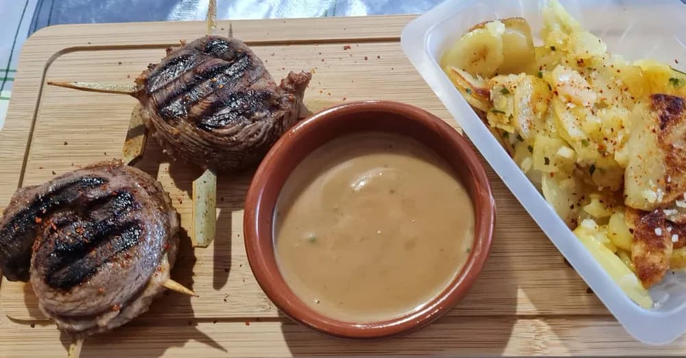 Image Tournedos de Canard et Pommes de Terre Sarladaises