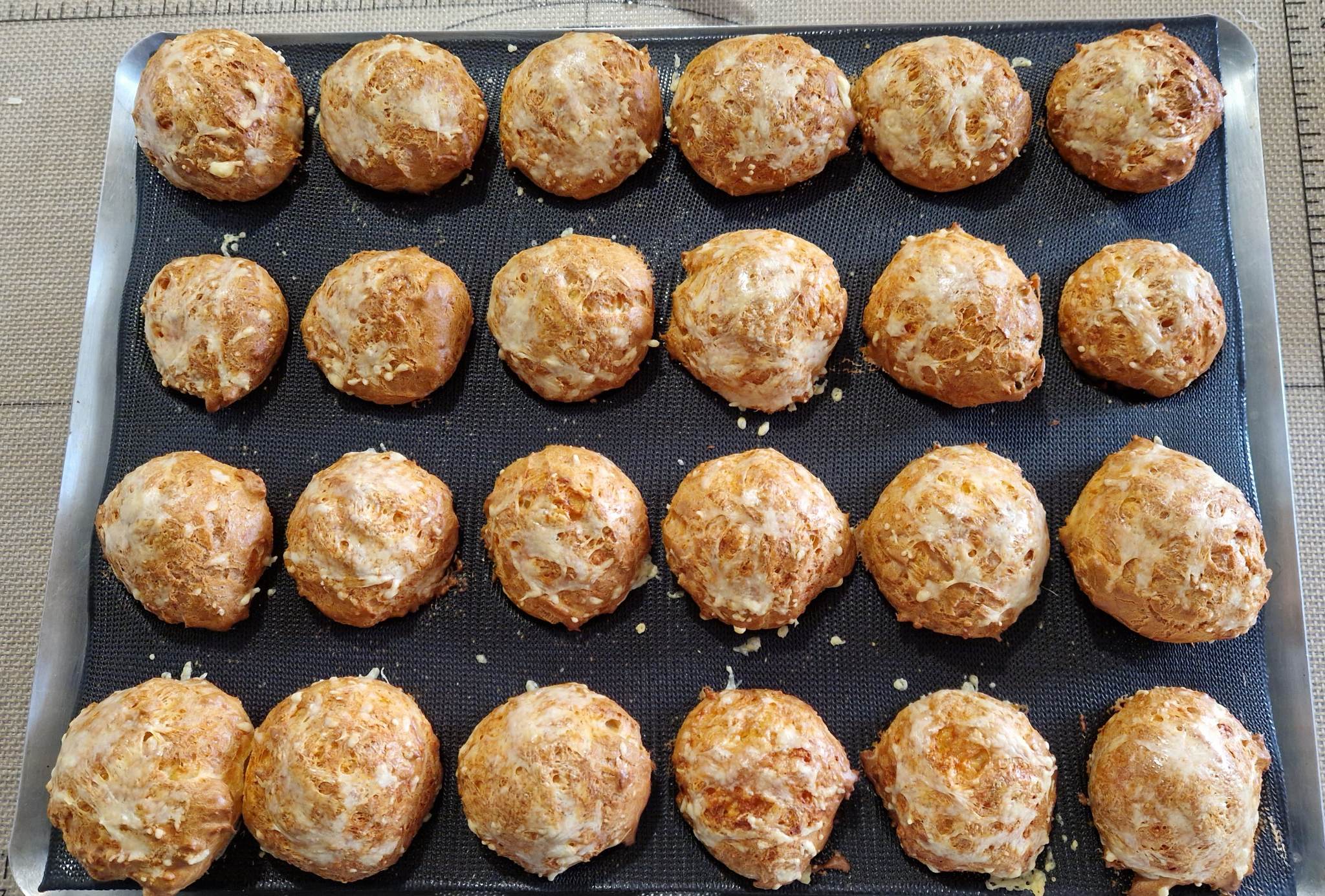 Gougeres-Fromage