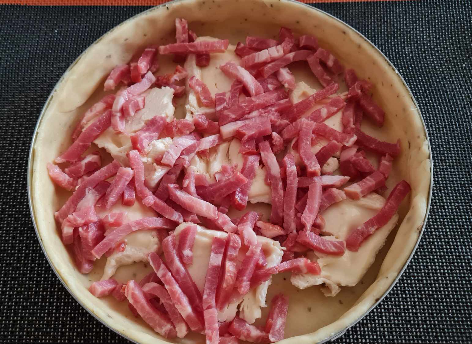Tarte-Chaource-Bacon