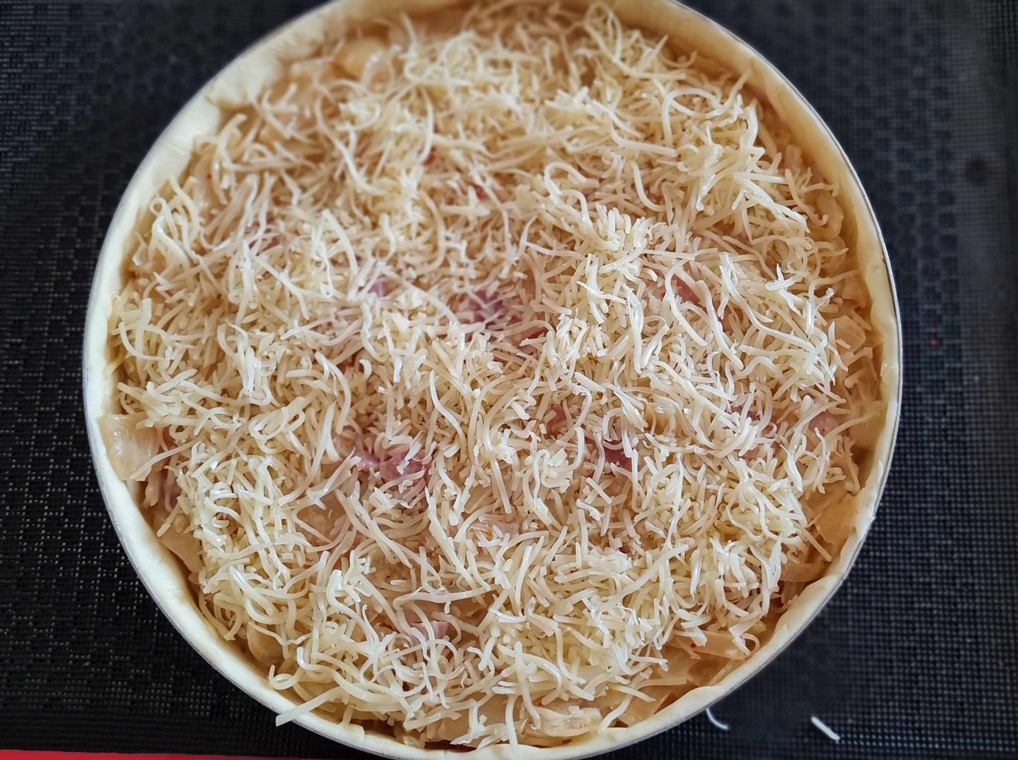 Tarte-Oignons-Lardons