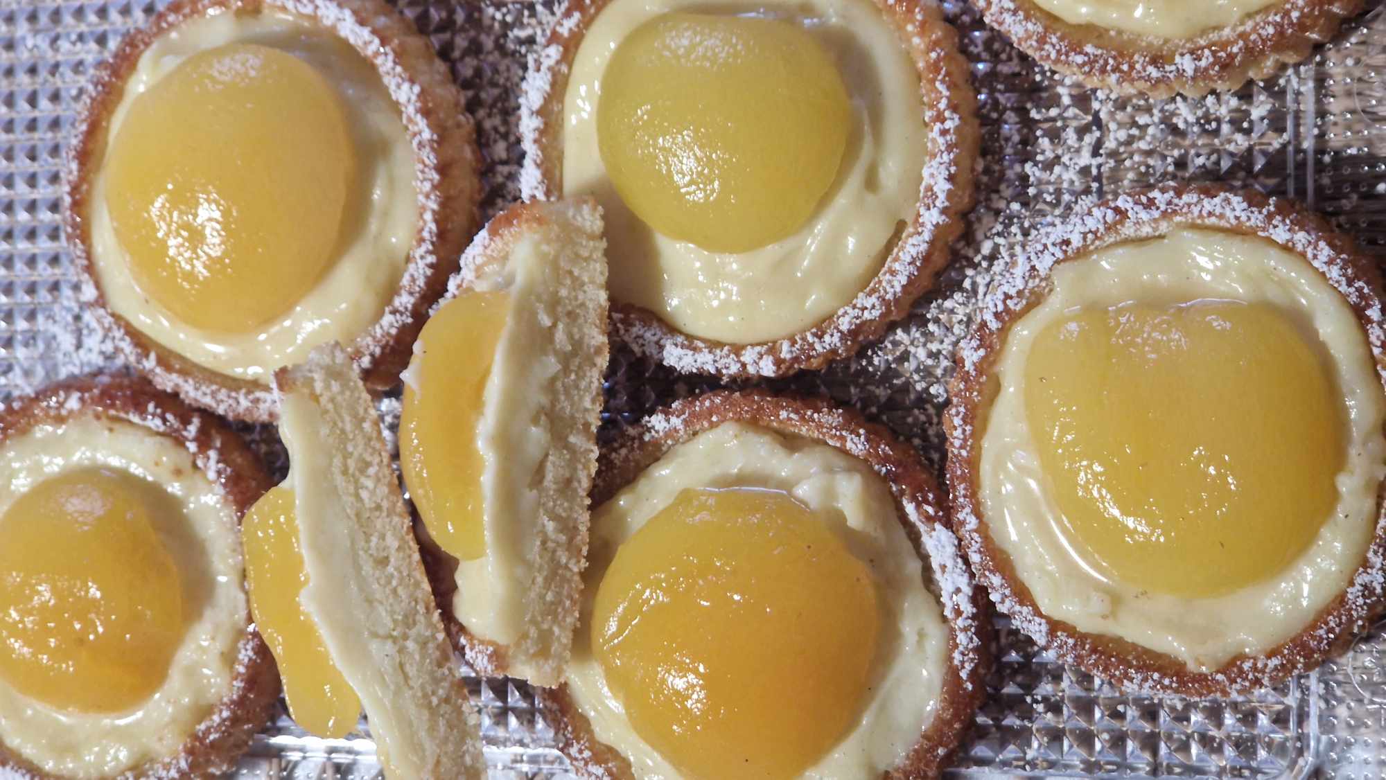 Mini-Tartelettes-Renversees-Abricots-5 Mini-Tartelettes-Renversees-Abricots