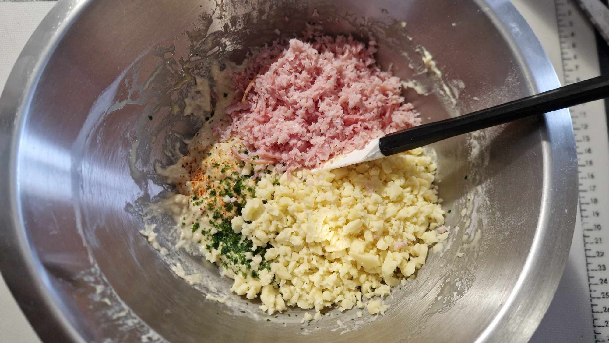 Bricohettes-Raclette-Bacon-2 Briochettes Raclette Bacon